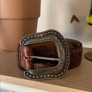 Vintage Justin Tooled Brown Belt